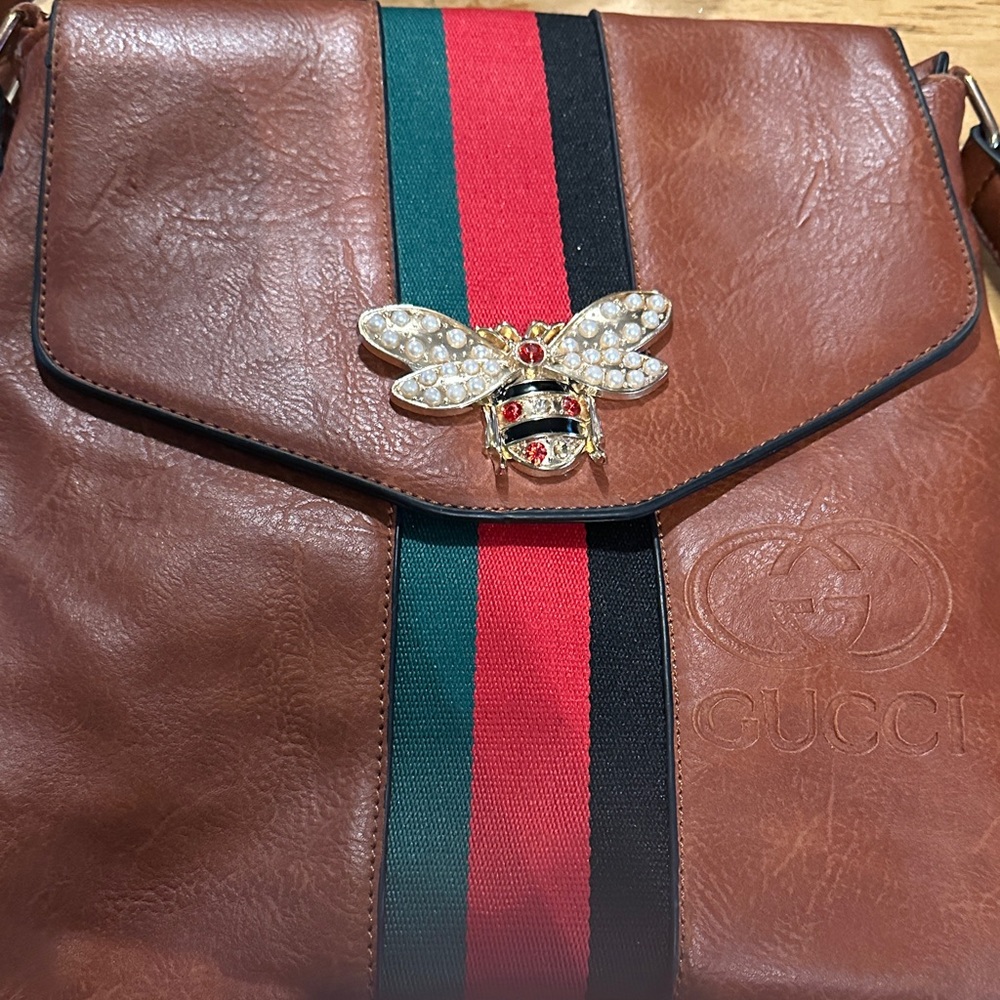 Fashion Queen Bee Brown Crossbody Bag with Red, Black and Green Stripe